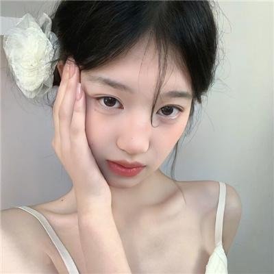我才不信你是个王子呢